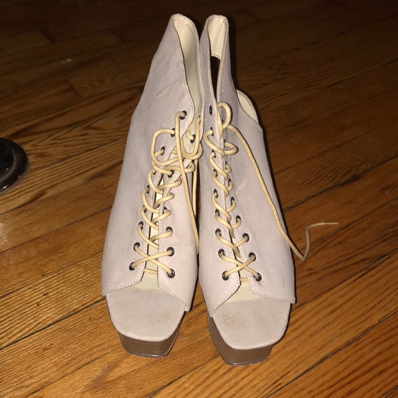 C Label Ankle Boots - Picture 2 of 3